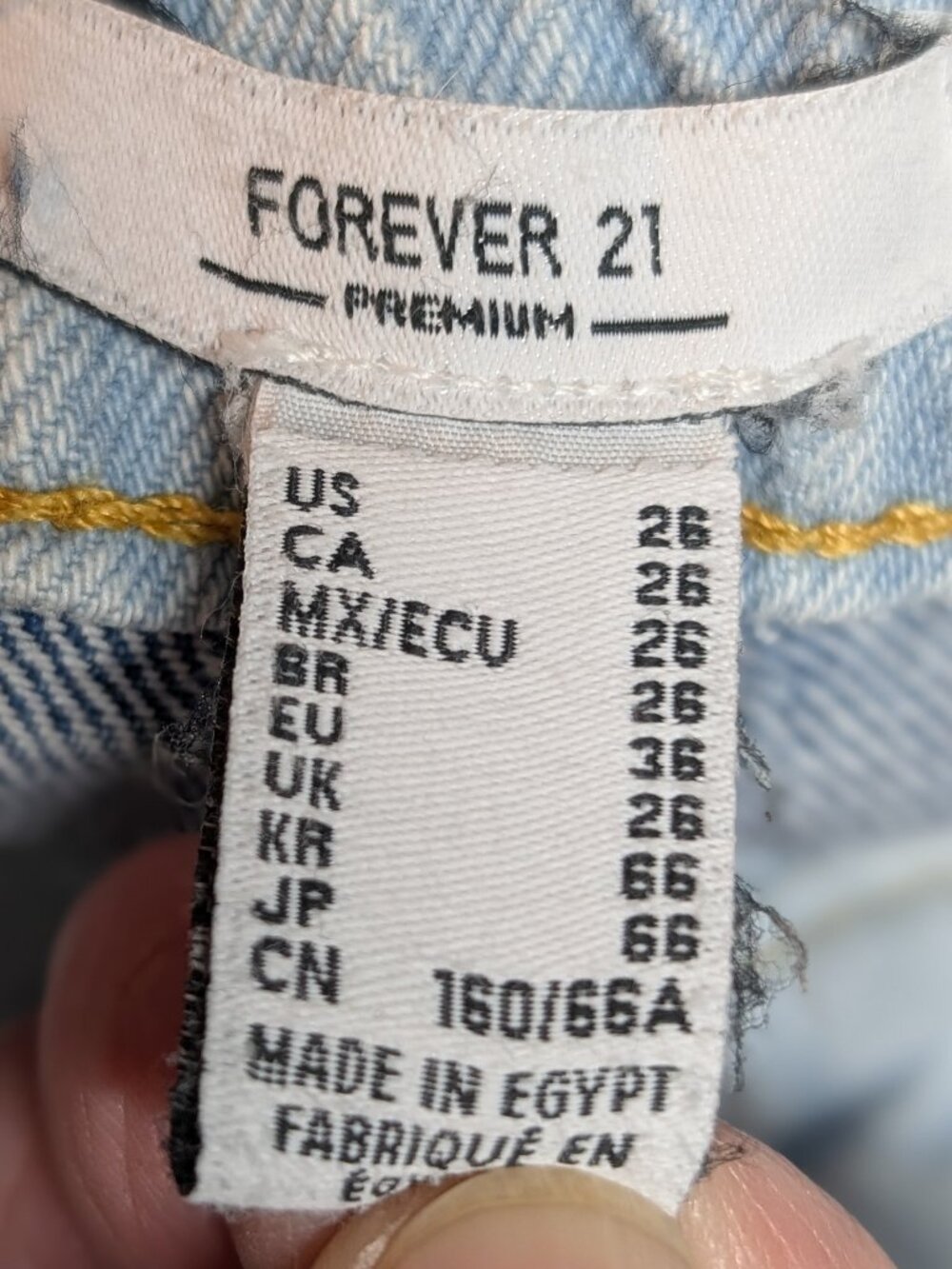 Forever 21 Premium Light Blue Two-Tone Distressed Women’s Jeans Size 26 - Picture 11 of 13